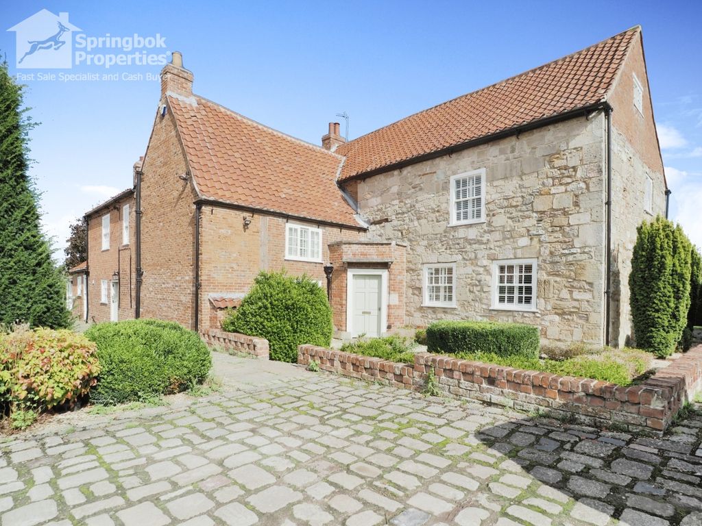 5 bed detached house for sale in Abbey Road, Doncaster, South Yorkshire