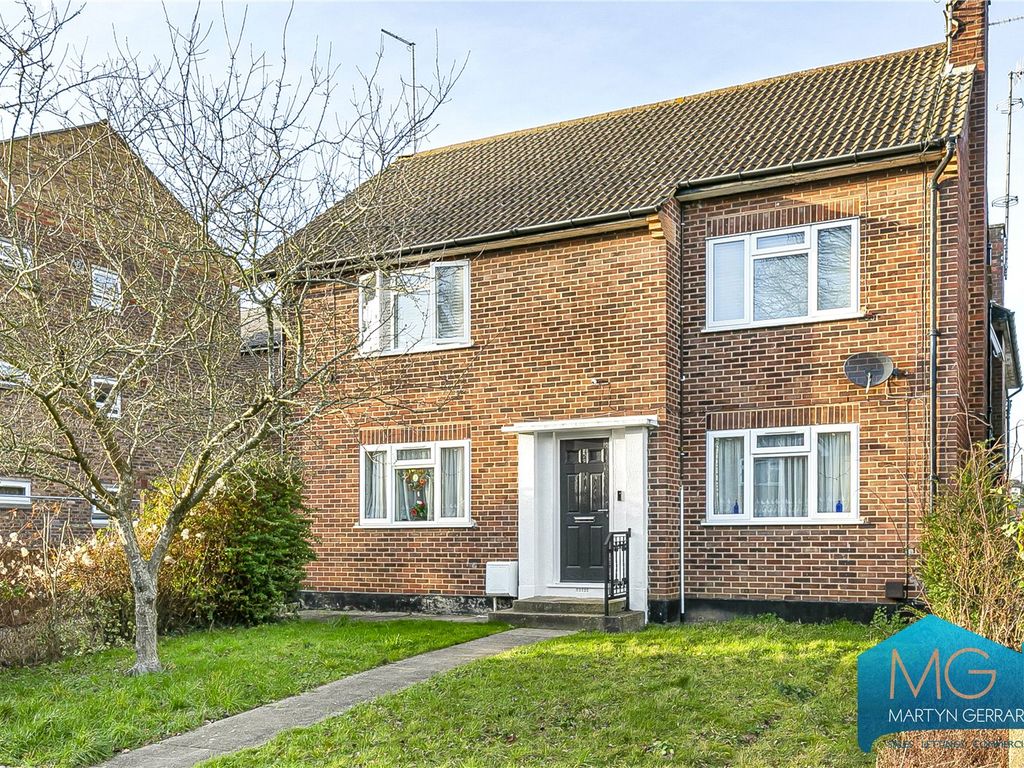 2 bed for sale in Leicester Road, EN5, £485,000 Zoopla