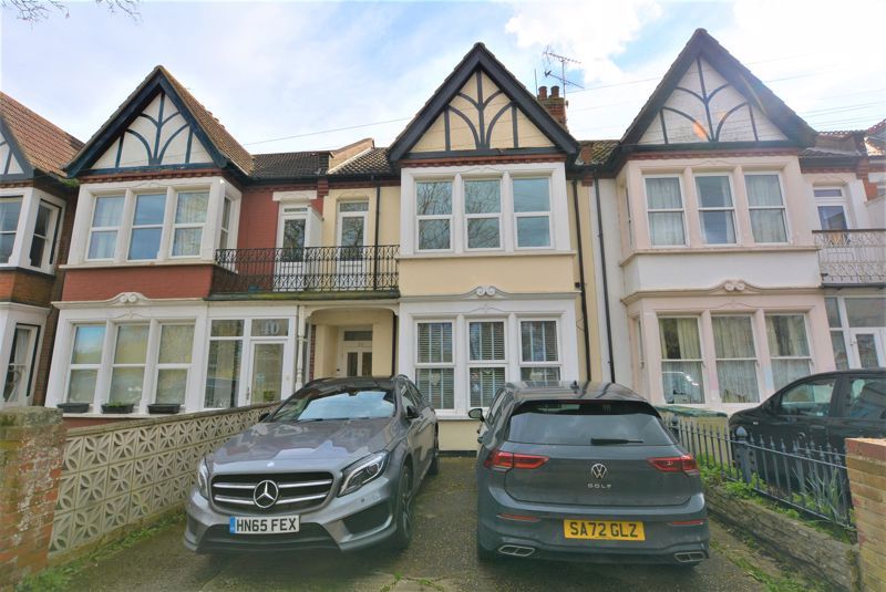 2 bed flat to rent in Shaftesbury Avenue, SouthendOnSea SS1 Zoopla