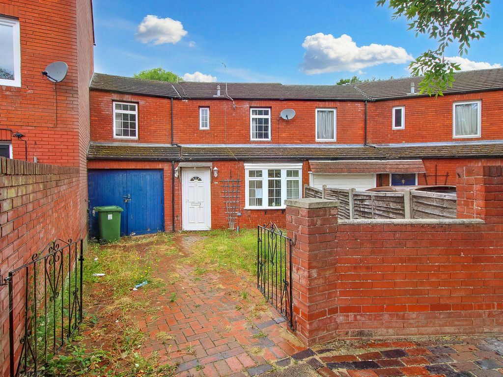 4 bed terraced house for sale in Gordon Road, Basildon SS14 Zoopla