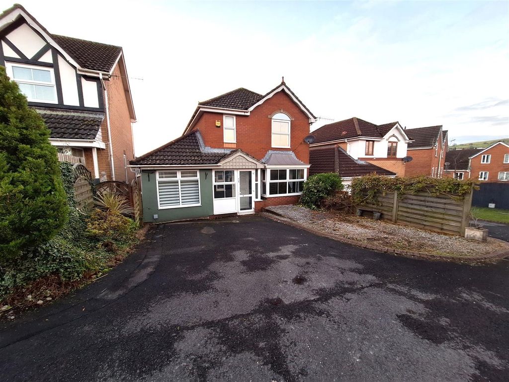 4 bed detached house to rent in Parc Bryn Derwen, Llanharan, Pontyclun