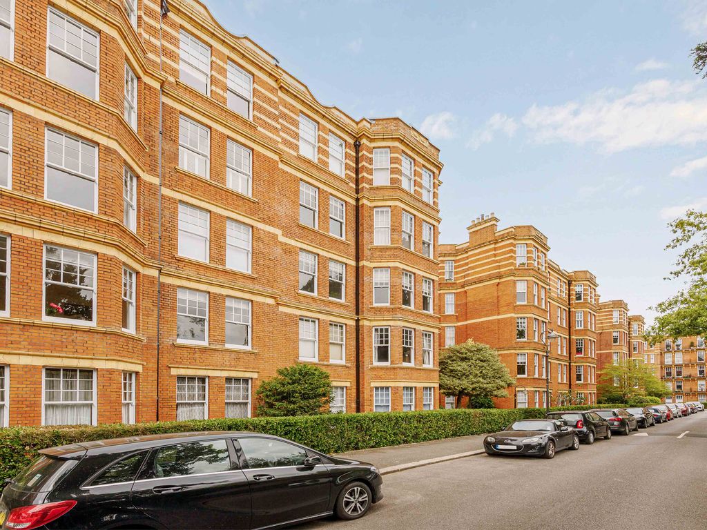 3 bed flat to rent in Sutton Court, Fauconberg Road, Chiswick W4 Zoopla