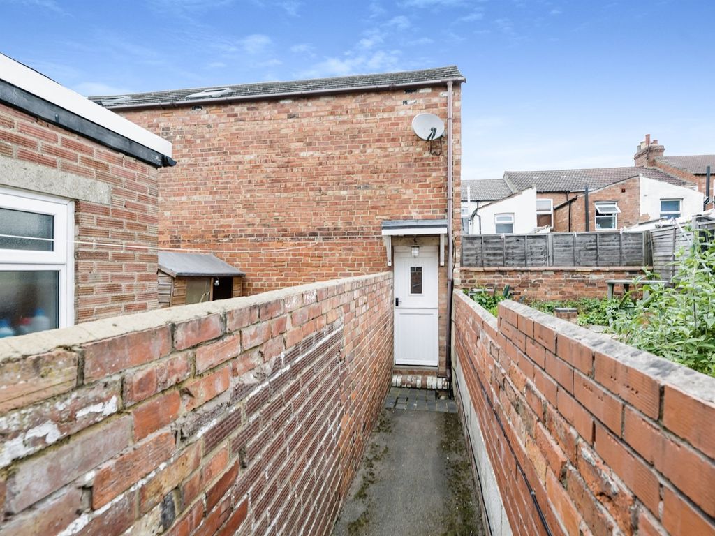 2 bed terraced house for sale in Lower Hester Street, Semilong