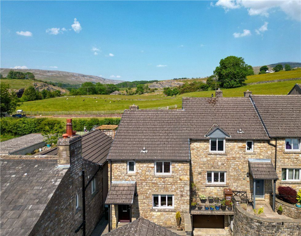 3 bed end terrace house for sale in Highfield Cottages, Ingleton