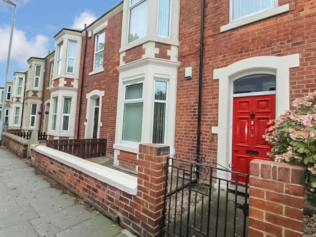 2 bed flat to rent in Belgrave Crescent, Blyth NE24, £625 pcm Zoopla