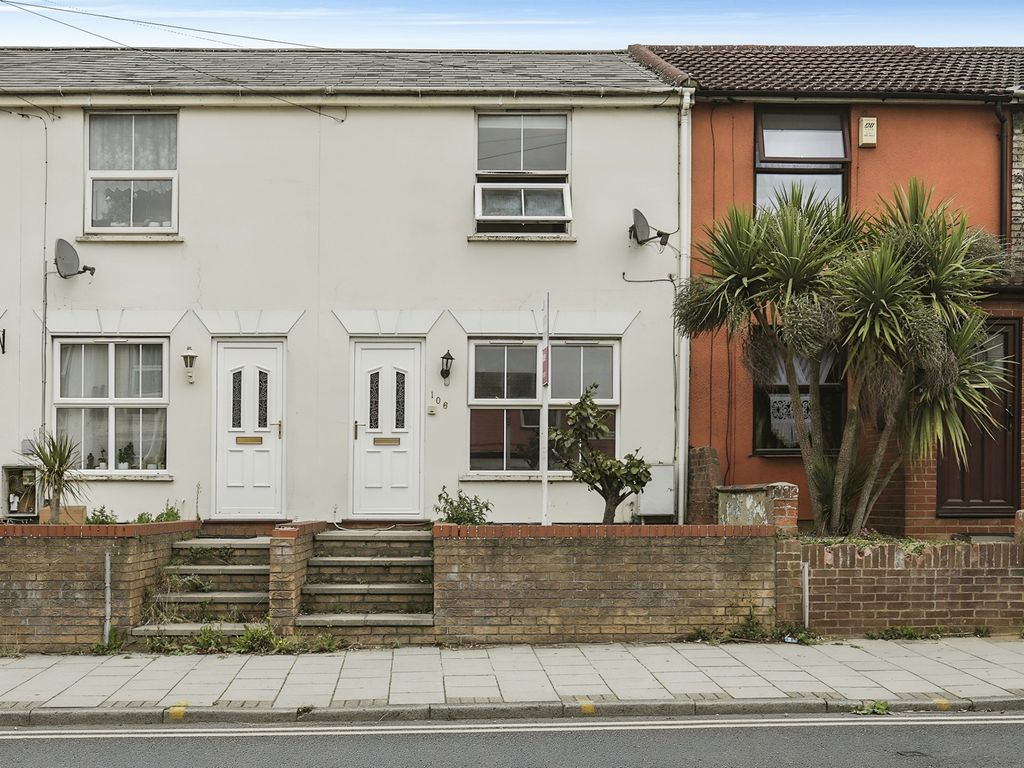 3 bed terraced house for sale in Norwich Road, Ipswich IP1, £230,000