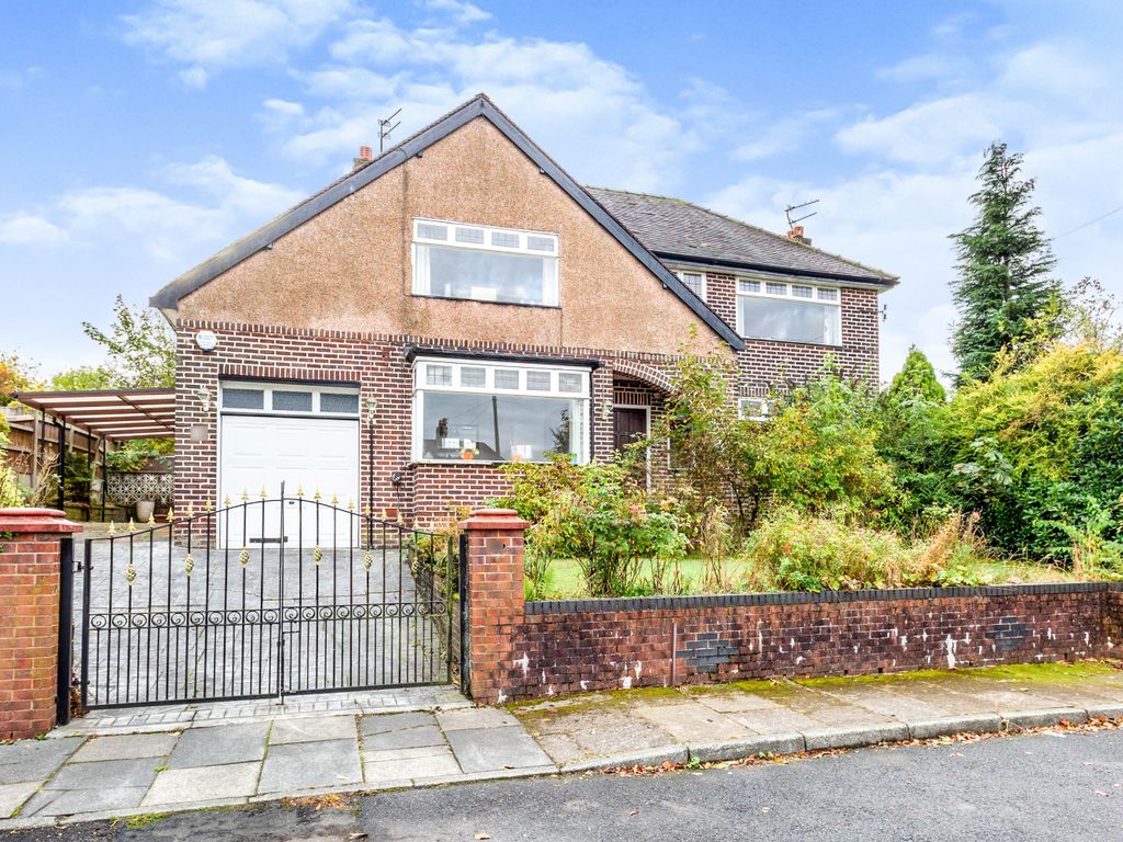 4 bed detached house for sale in The Close, Manchester M24 Zoopla