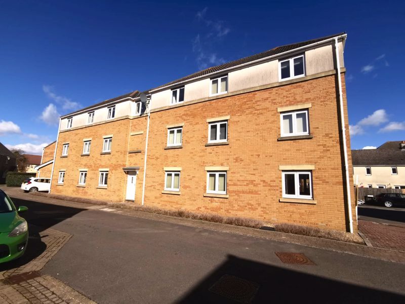 2 bed flat for sale in The Hedgerows, Bradley Stoke, Bristol BS32 Zoopla