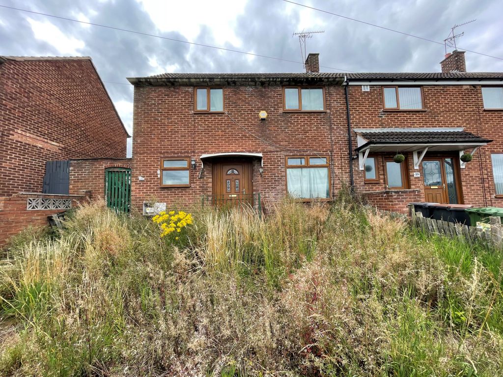 3 bed semidetached house for sale in The Dingle, Nuneaton