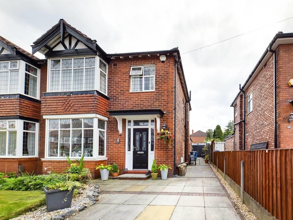 3 bed semidetached house for sale in Knypersley Avenue, Offerton