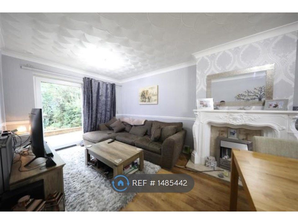 3 bed terraced house to rent in Kerdane, Hull HU6 Zoopla