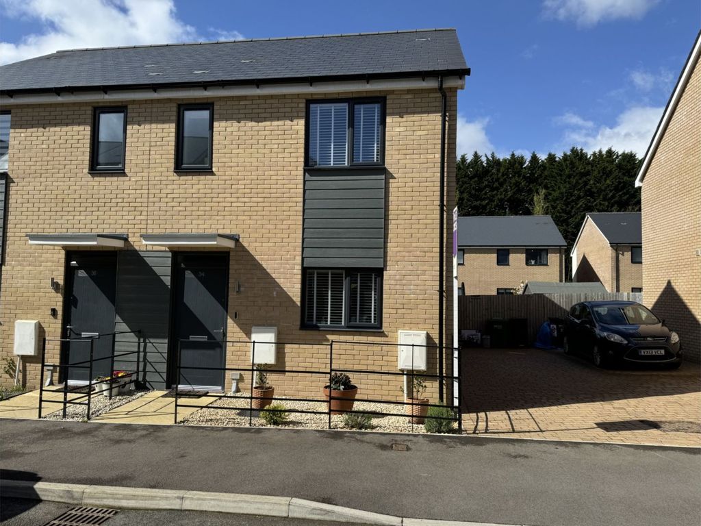 3 bed semidetached house for sale in Lister Road, Dursley GL11, £