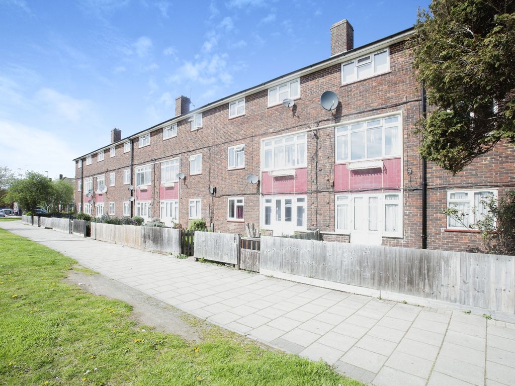 2 bed for sale in Bastable Avenue, Barking IG11 Zoopla