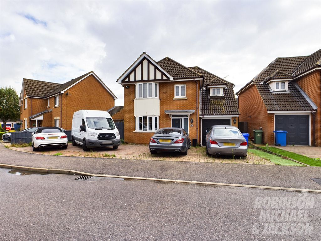 5 bed detached house for sale in Anatase Close, Sittingbourne ME10 Zoopla