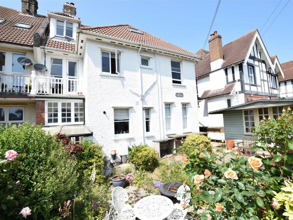 1 bed flat for sale in St. Saviours Road, St. LeonardsOnSea TN38 Zoopla