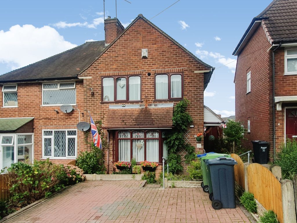3 bed semidetached house for sale in Bodenham Road, Oldbury B68, £230,000 Zoopla