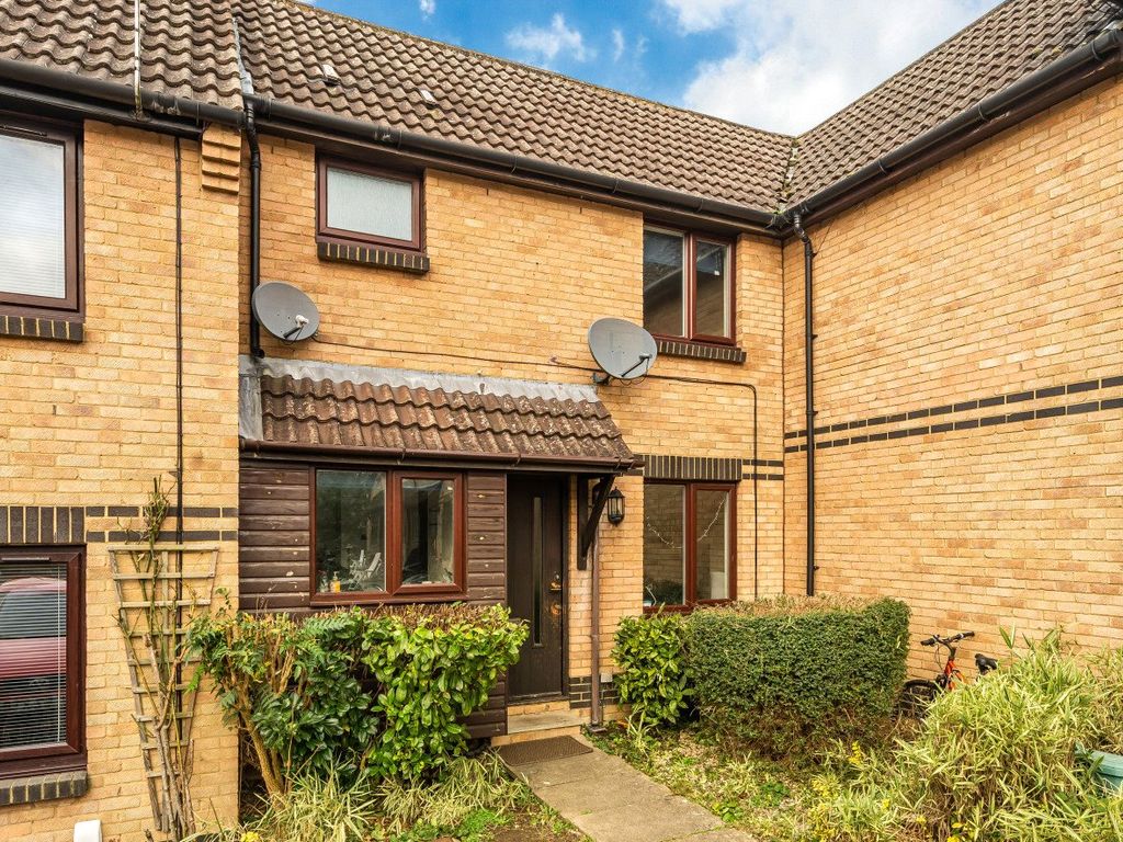 1 bed terraced house for sale in Burpham, Guildford, Surrey GU4, £