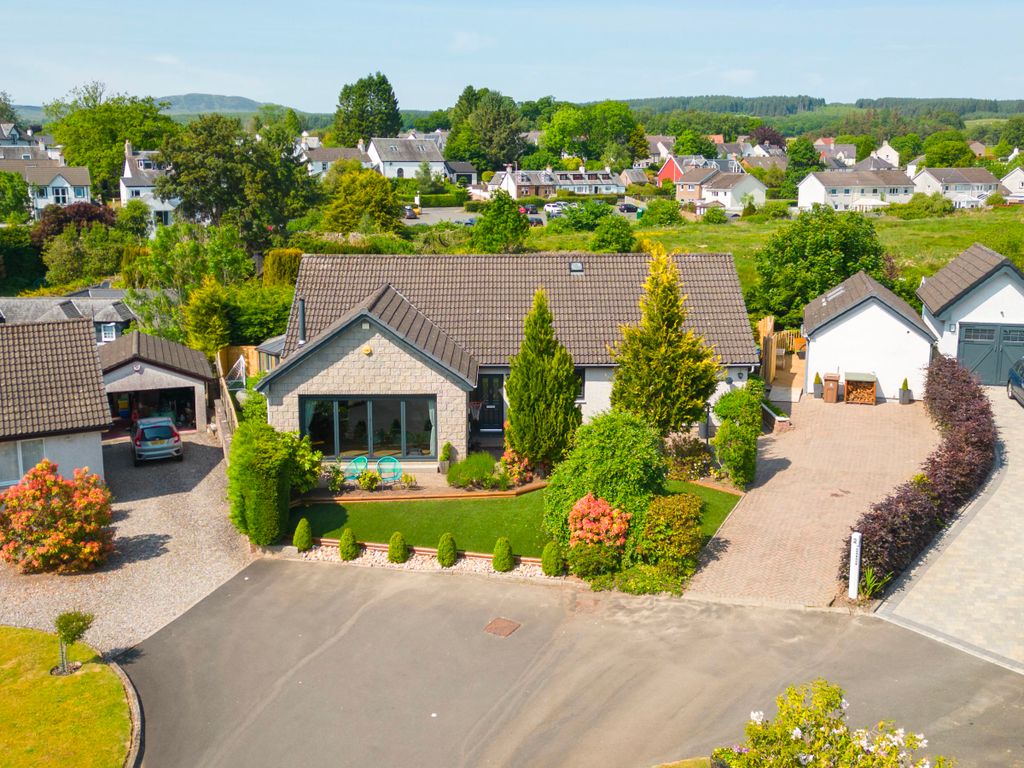 4 bed bungalow for sale in Gartness Court, Drymen, Glasgow G63, £