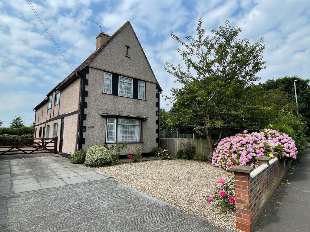 4 bed detached house for sale in Love Lane, BurnhamOnSea TA8, £