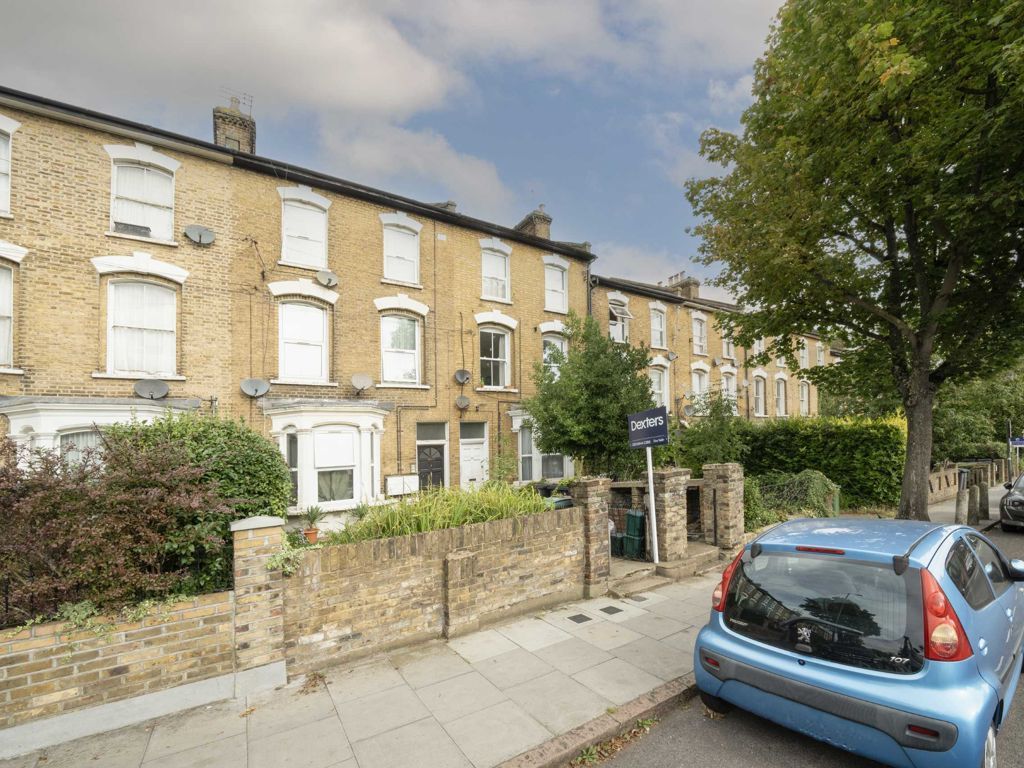 2 bed flat for sale in White Hart Lane, London N22, £420,000 Zoopla