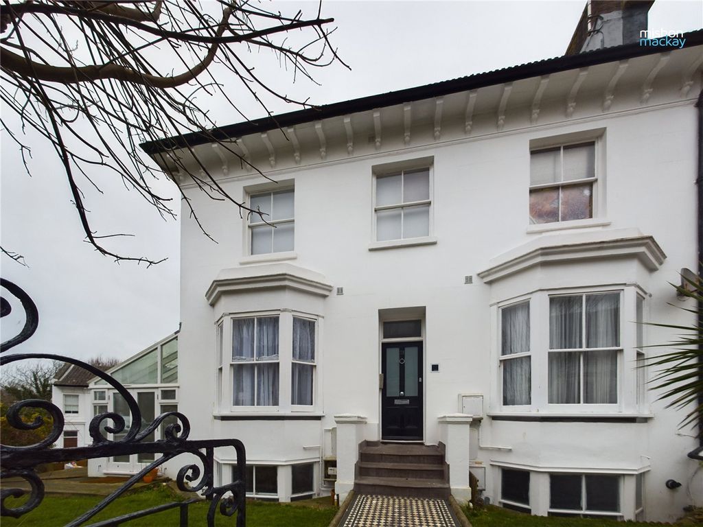 1 bed flat for sale in Buckingham Place, Brighton, East Sussex BN1, £
