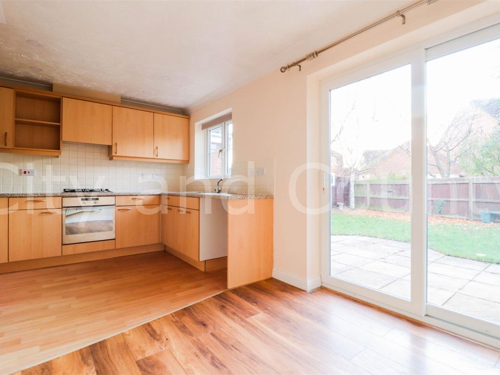 2 bed terraced house to rent in Jubilee Way, Crowland, Peterborough PE6