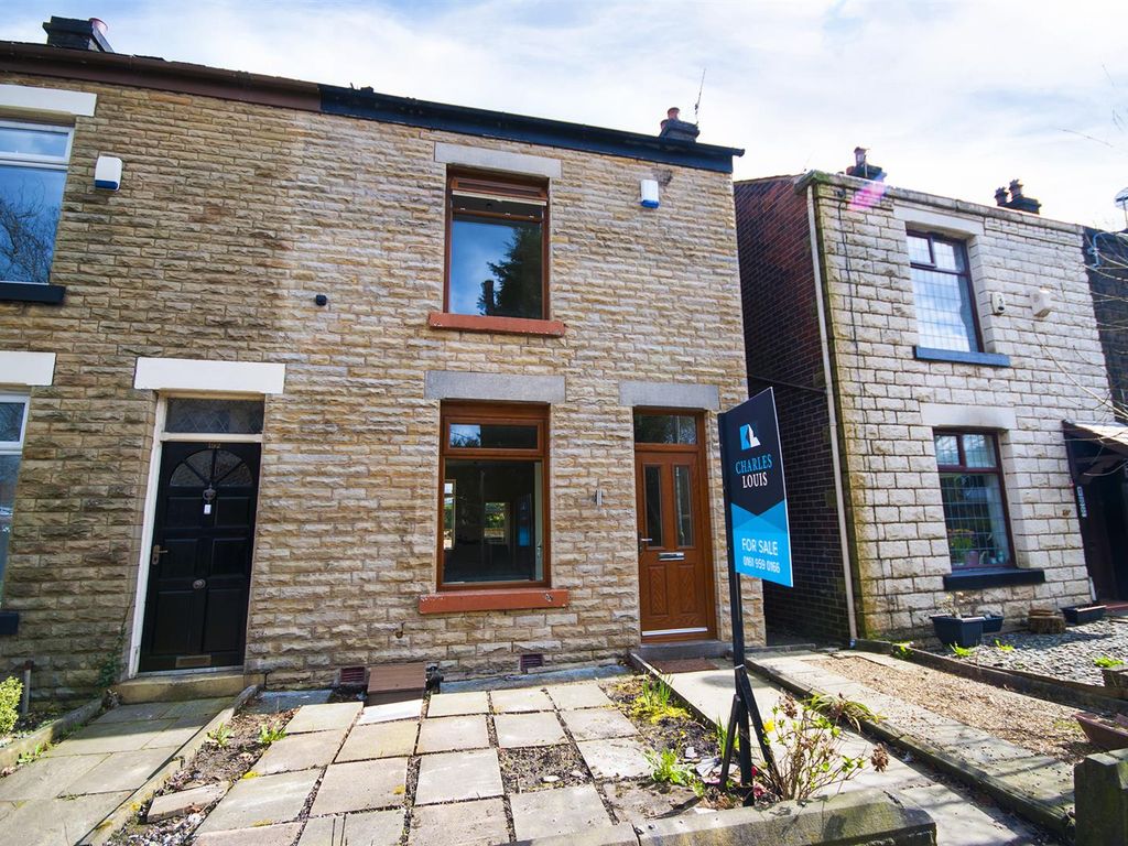 3 bed end terrace house for sale in Turton Road, Bolton BL2, £235,000