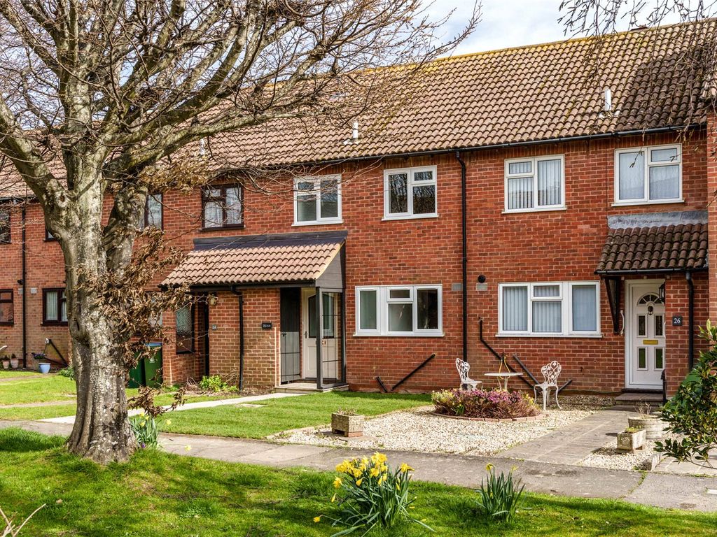3 bed terraced house for sale in Dinsdale Gardens, Rustington