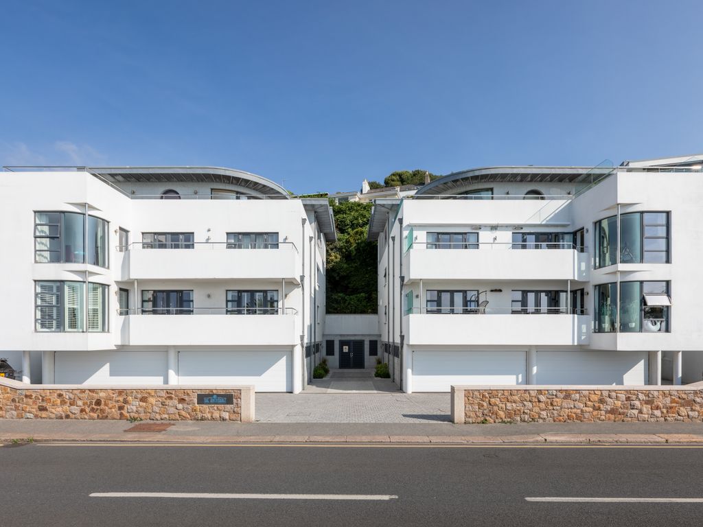 3 bed flat to rent in Gorey Coast Road, St. Martin, Jersey JE3 Zoopla