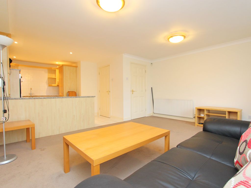 2 bed flat to rent in 11 Woodland Crescent, Canada Water, London