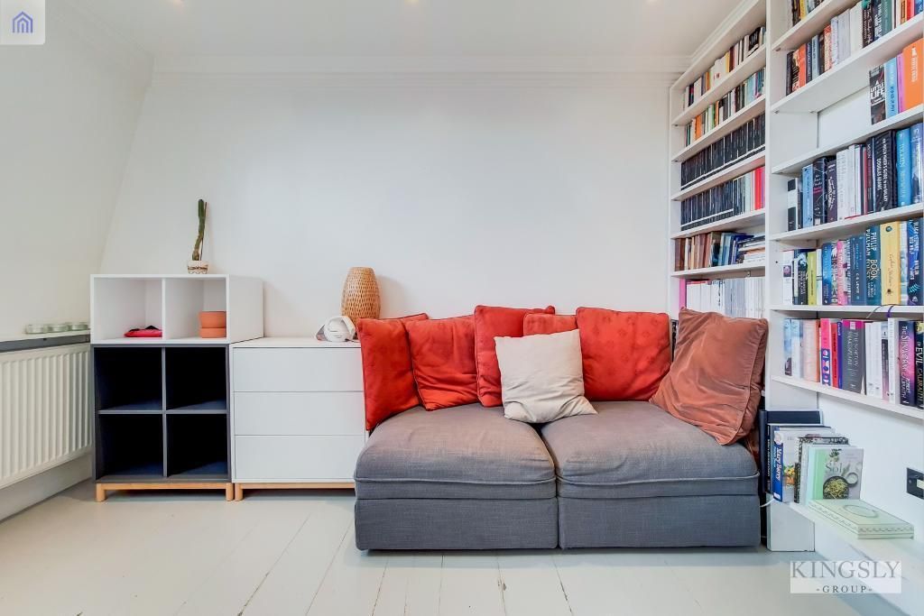 Holloway Road, London, UK N19  