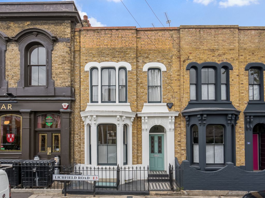 4 bed terraced house to rent in Lichfield Road, London E3 Zoopla