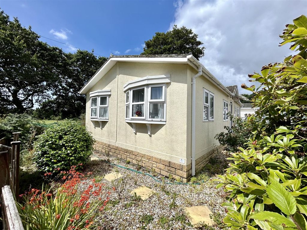 2 bed mobile/park home for sale in Goldenbank Park, Goldenbank