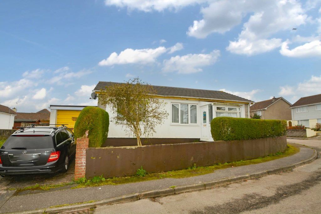 2 bed bungalow for sale in 2 Menakarne, Carharrack, Redruth TR16 Zoopla