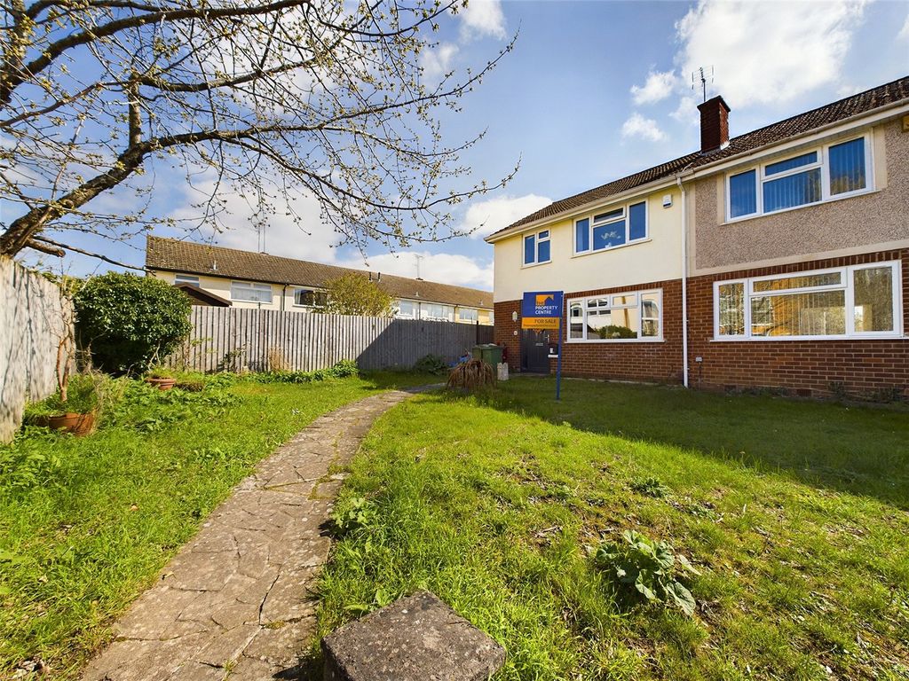 3 bed end terrace house for sale in Arle Gardens, Cheltenham