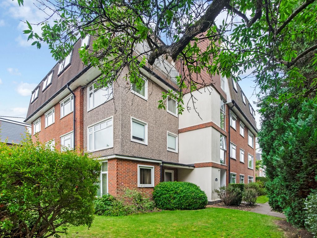3 bed flat for sale in Wickham Road, Beckenham BR3, £499,000 Zoopla