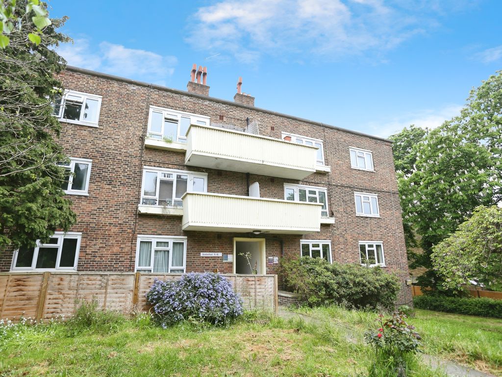 2 bed flat for sale in Baizdon Road, London SE3, £350,000 Zoopla