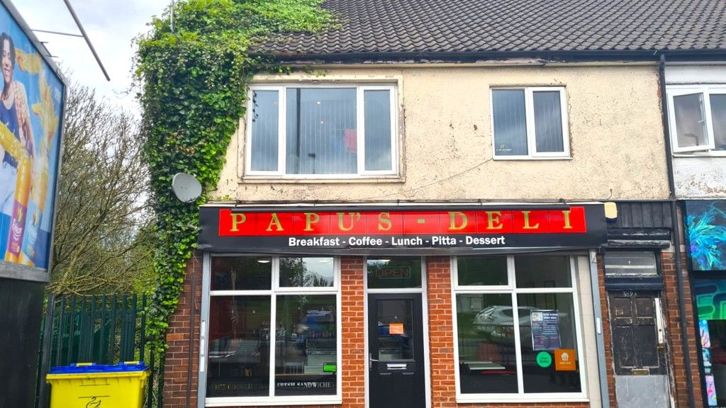Restaurant for sale in Hollinwood Avenue, Manchester M40, £25,000 Zoopla
