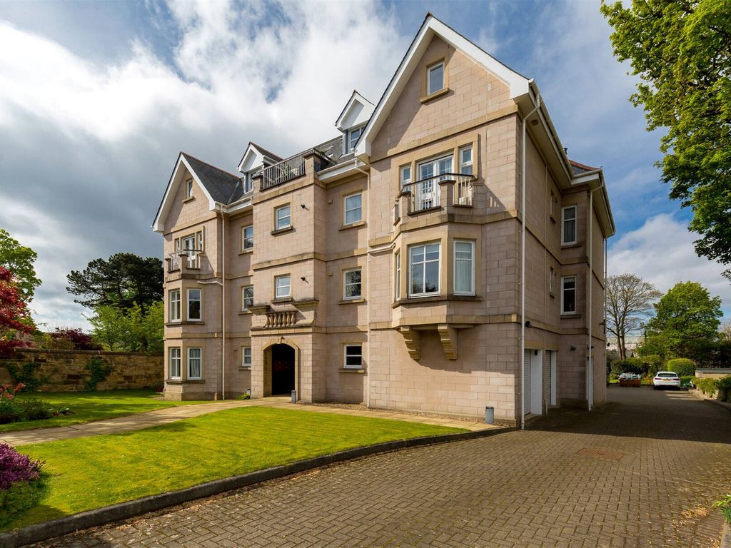 3 bed flat for sale in 7/6, Tipperlinn Road, Merchiston, Edinburgh EH10