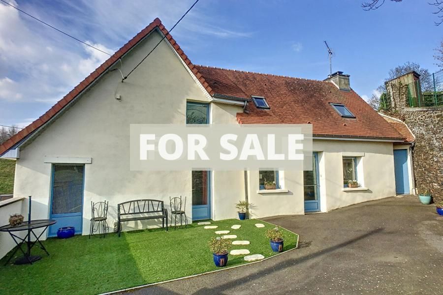 3 bed detached house for sale in Vire, BasseNormandie, 14500, France