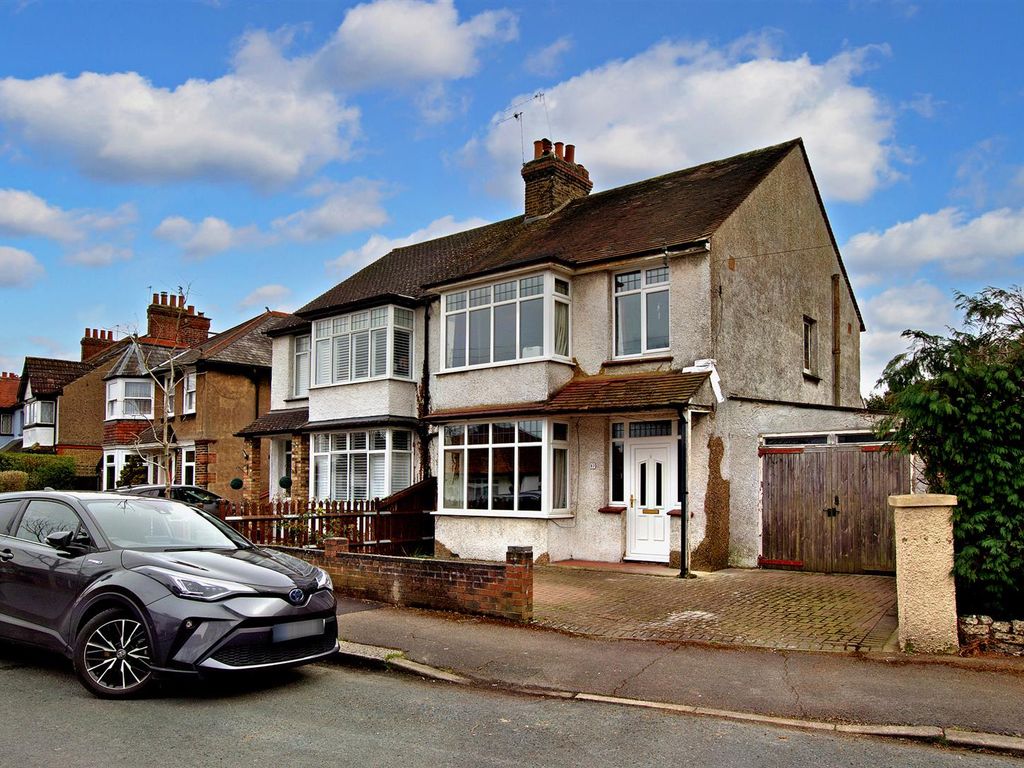 3 bed semidetached house for sale in Longfield Avenue, Wallington SM6