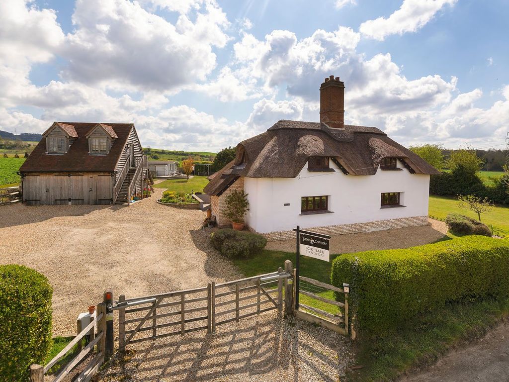 4 bed detached house for sale in Pratling Street, Aylesford ME20 Zoopla