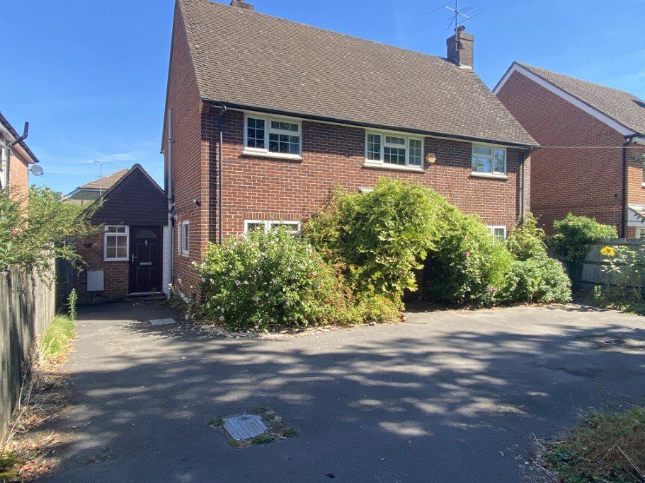 5 bed detached house for sale in Eastcourt Avenue, Earley, Reading