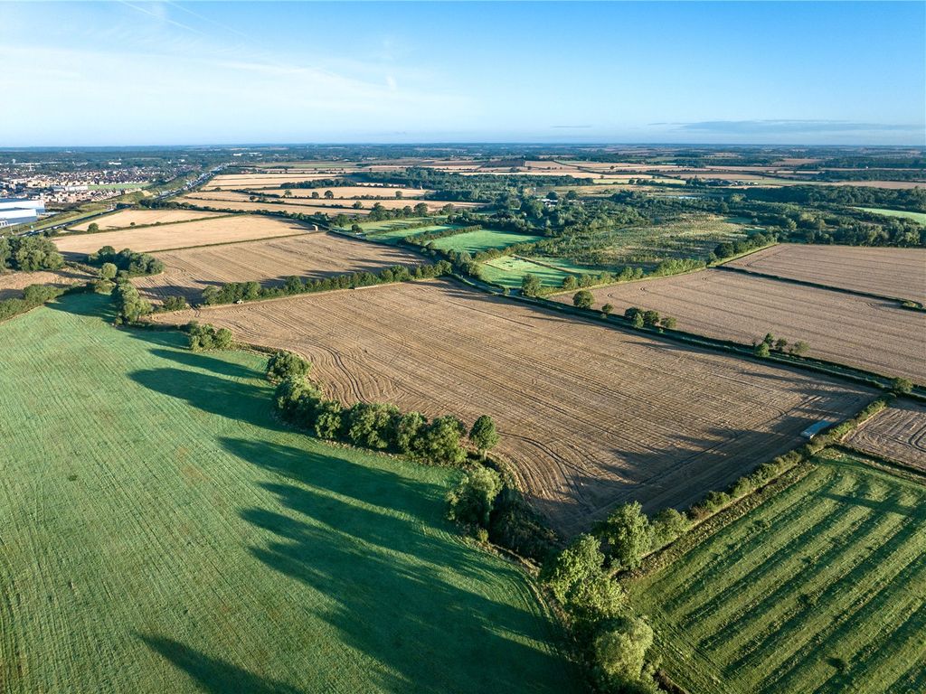 Land for sale in Broughton Road, Salford, Milton Keynes MK17, £