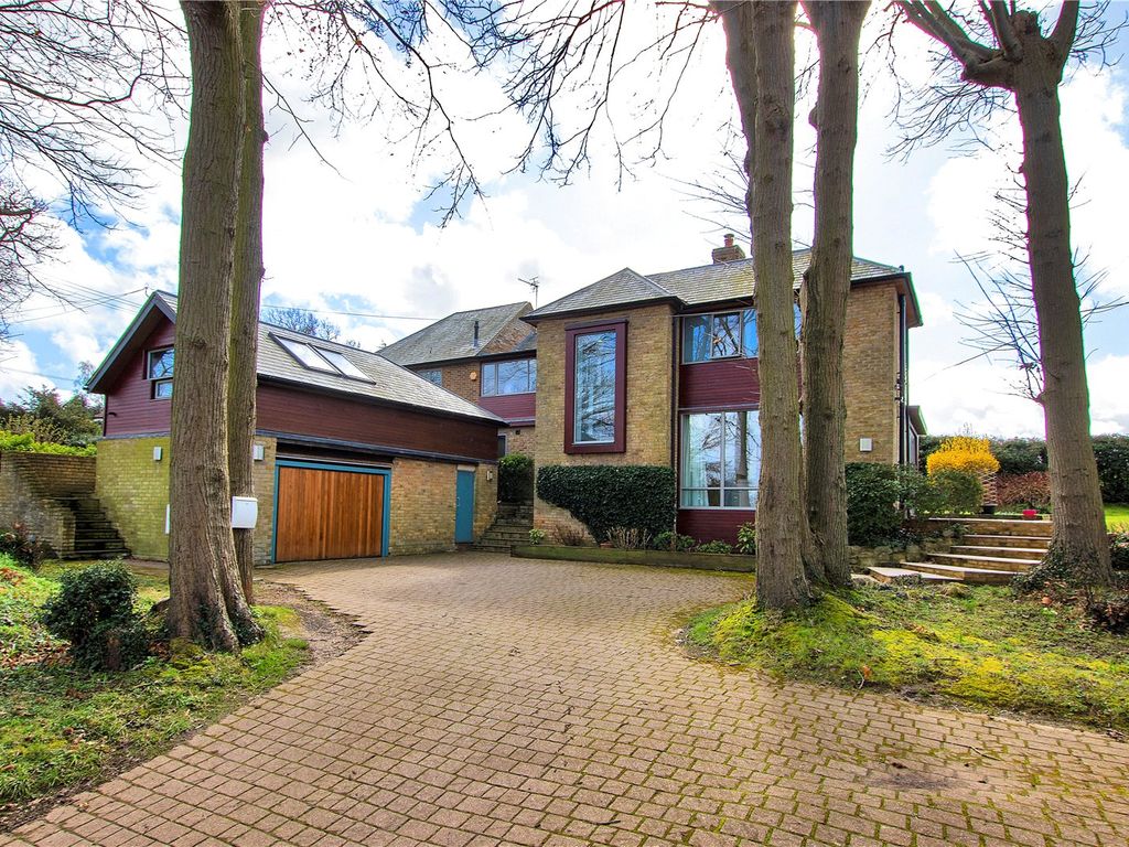 5 bed detached house for sale in Vicarage Lane, East Farleigh
