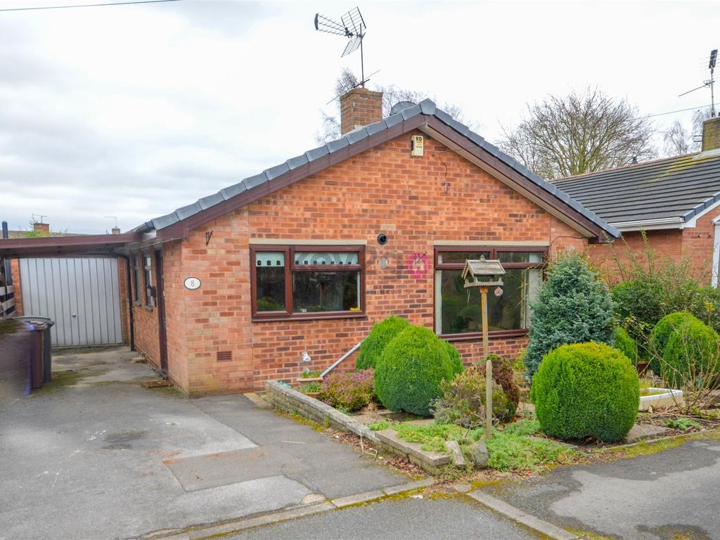 3 bed detached bungalow for sale in Ullswater Avenue, Halfway