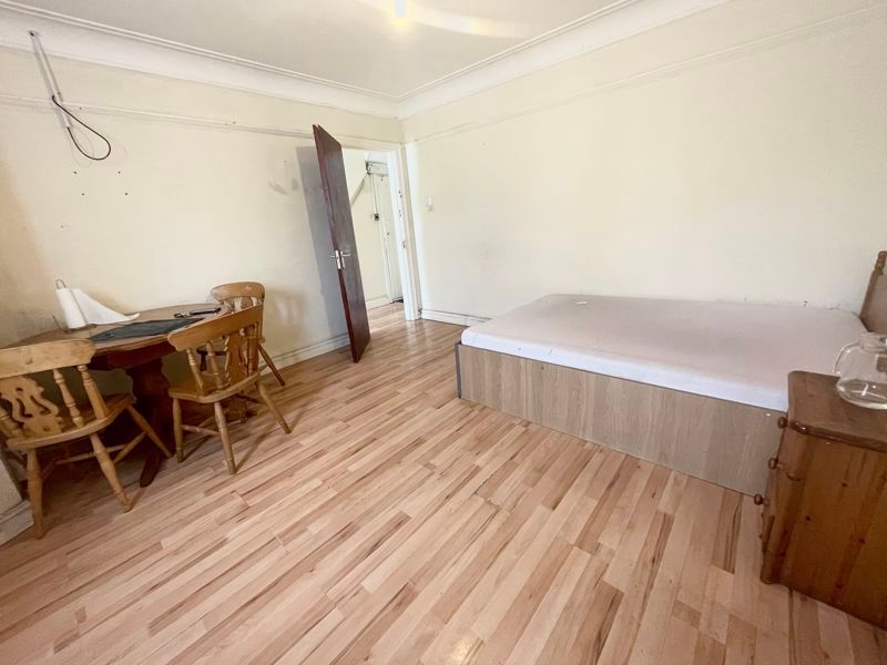 1 bed flat to rent in Ashford Avenue, Hayes UB4 Zoopla