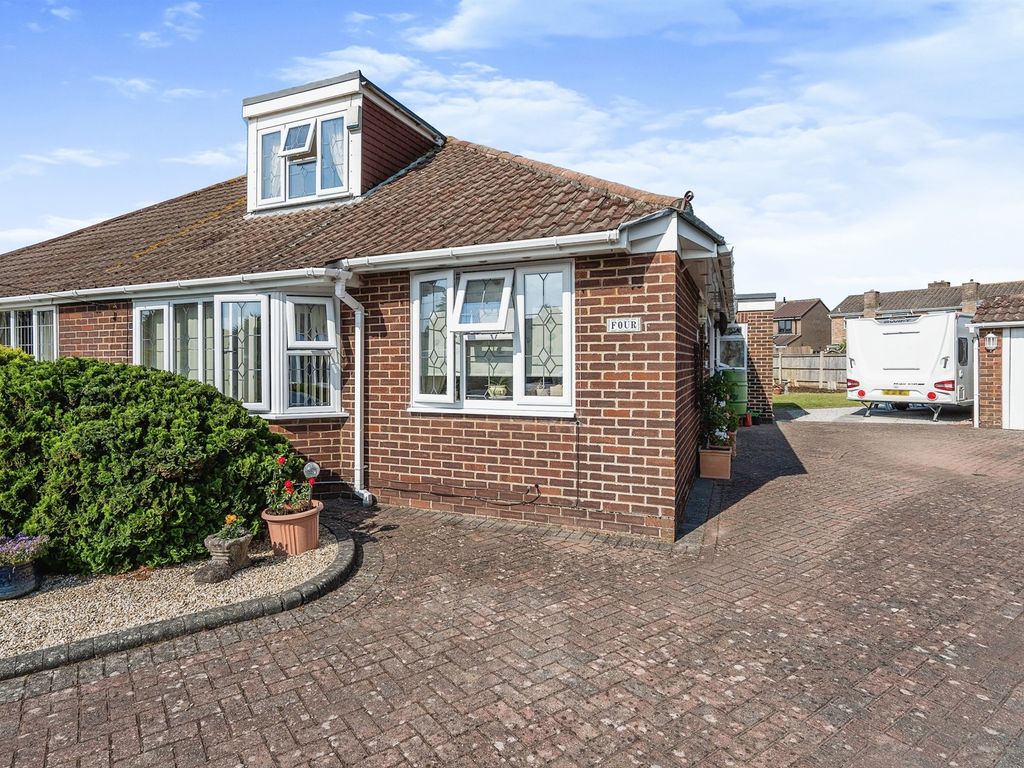 4 bed semidetached bungalow for sale in Farm Edge Road, Stubbington, Fareham PO14 Zoopla