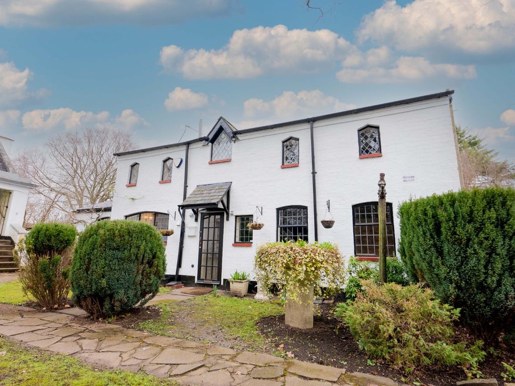 2 bed cottage to rent in Old Church Road, Harborne, Birmingham B17 Zoopla