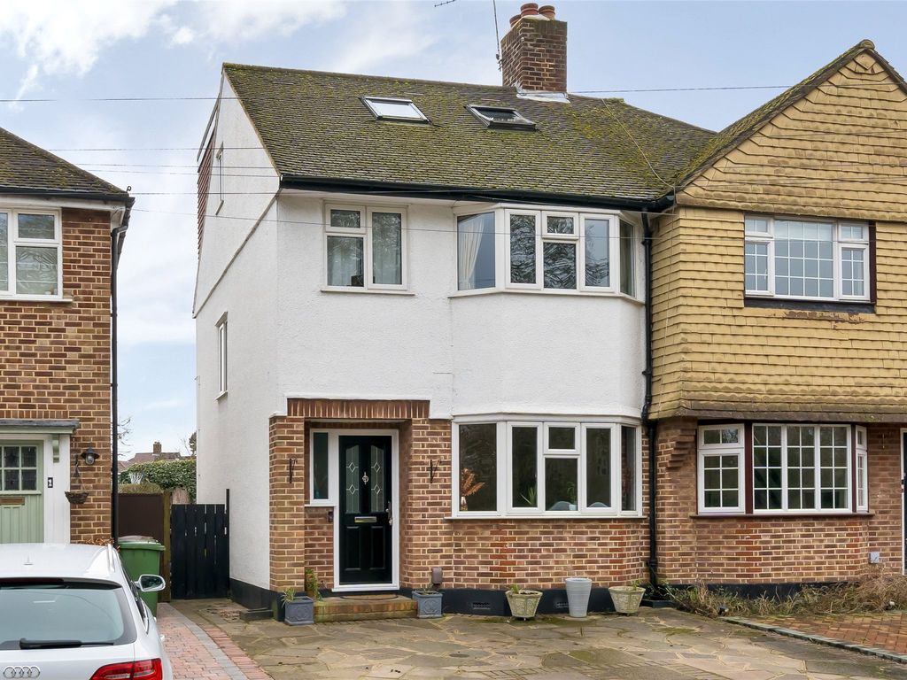 4 bed semidetached house for sale in Worcester Park Road, Worcester Park, Surrey KT4, £650,000
